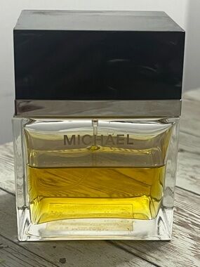 MICHAEL Michael Kors Men Grooming Cologne Bottle in Black and Gold